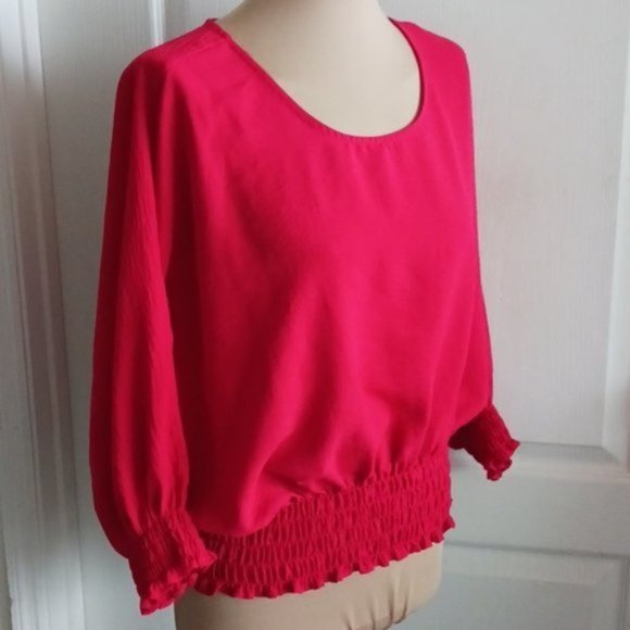 Vince Camuto Bright Red Smoked Dolman Sleeve Top Blouse Sz. Medium - Picture 7 of 13